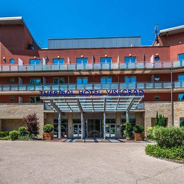 Zakwaterowanie z dwoma posiłkami