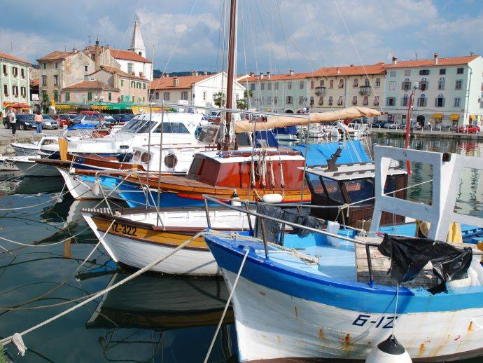 Izola