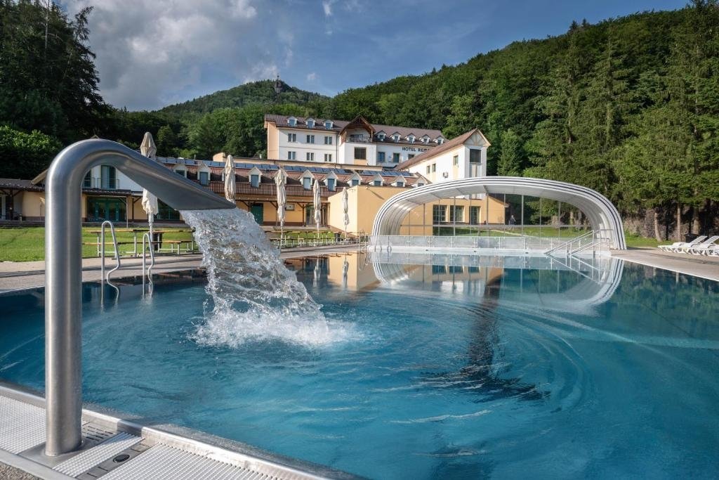 Hotel Remata ***