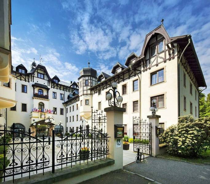 Chateau Monty SPA Resort ****