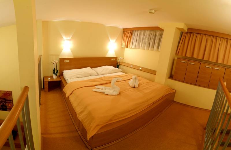 Mezanín (apartament dwupoziomowy)
