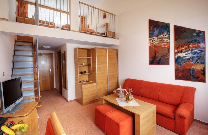 Mezanín (apartament dwupoziomowy)