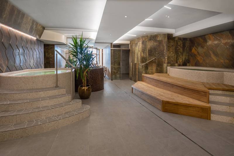 GRAND HOTEL BELLEVUE ****