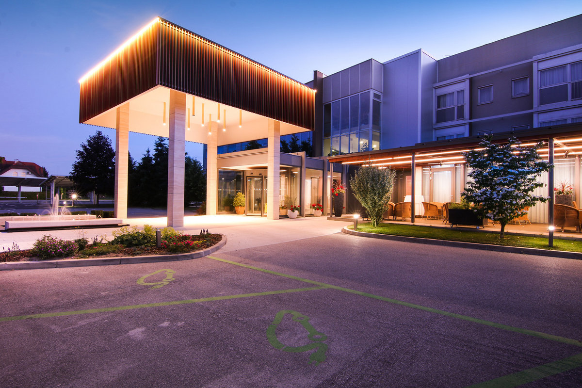 Hotel Vivat Superior *****