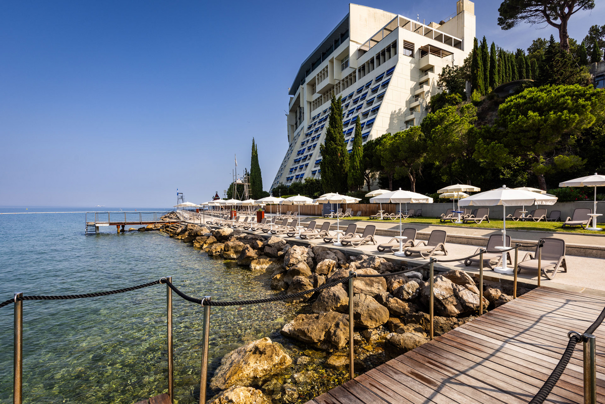 Grand hotel Bernardin *****