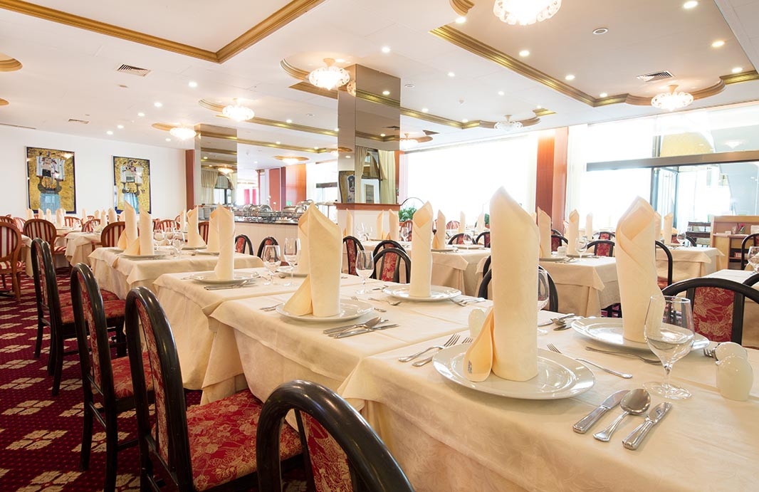 Grand hotel Bernardin *****
