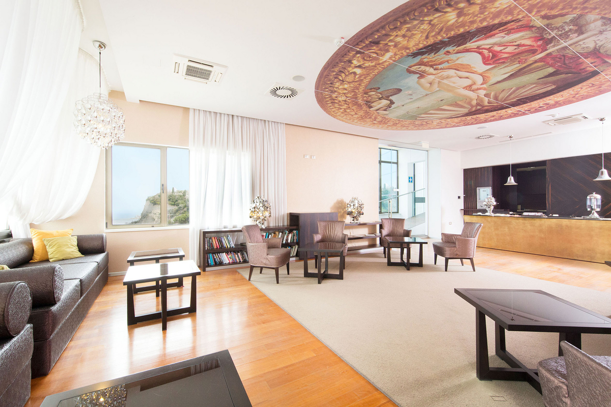 Grand hotel Bernardin *****