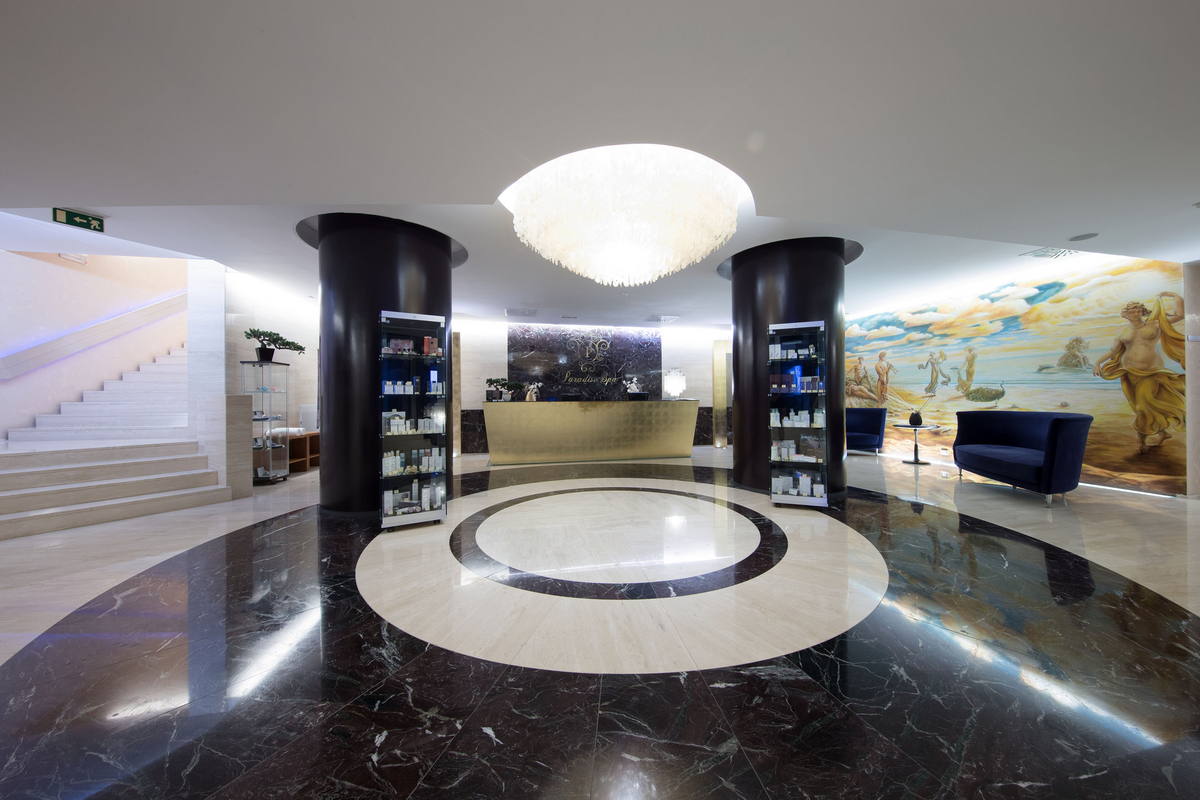Grand hotel Bernardin *****