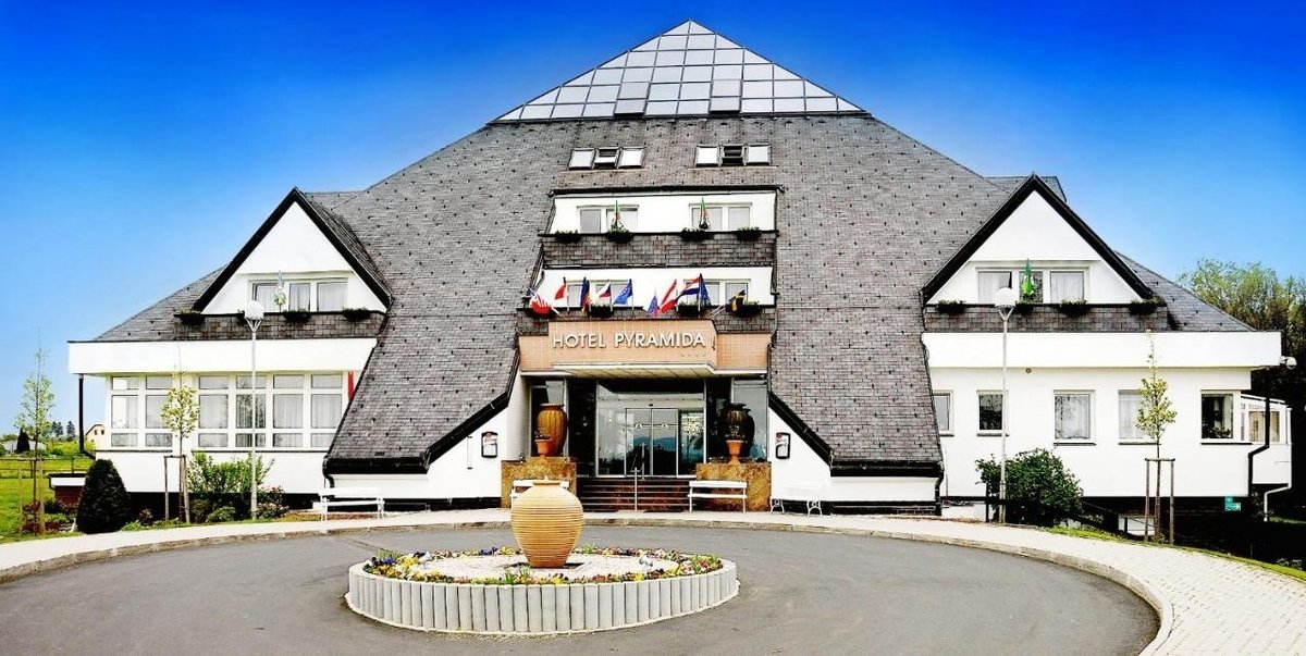 Hotel Pyramida ****
