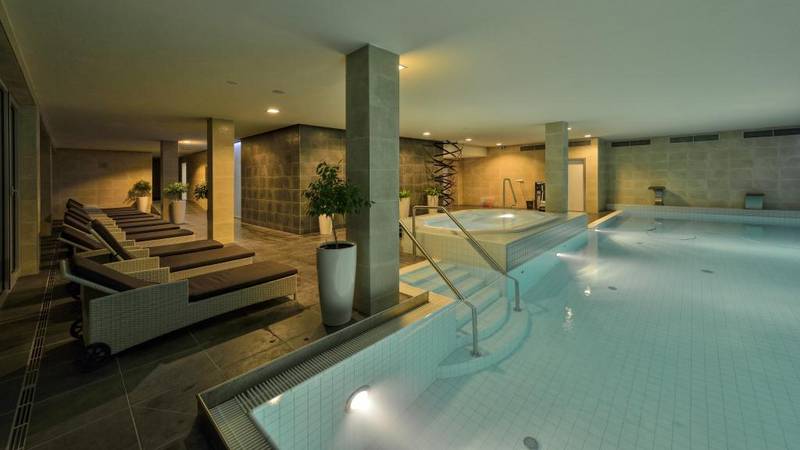 Weekend Relax 2025