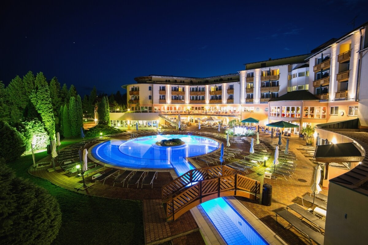 Lotus Therme Hotel & Spa *****