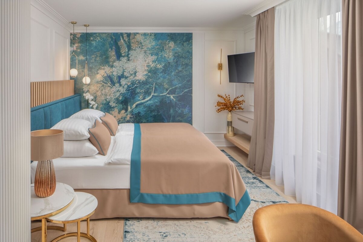 Lotus Suite