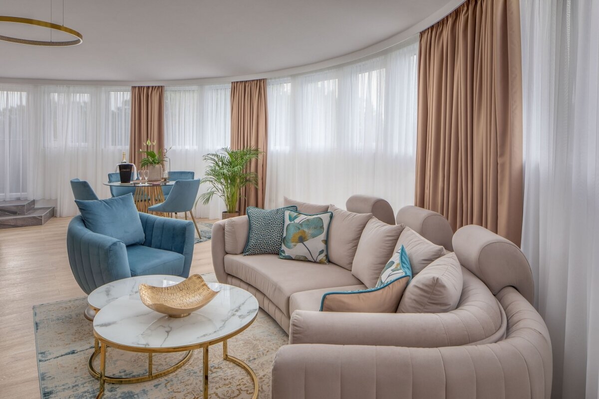 Lotus Suite