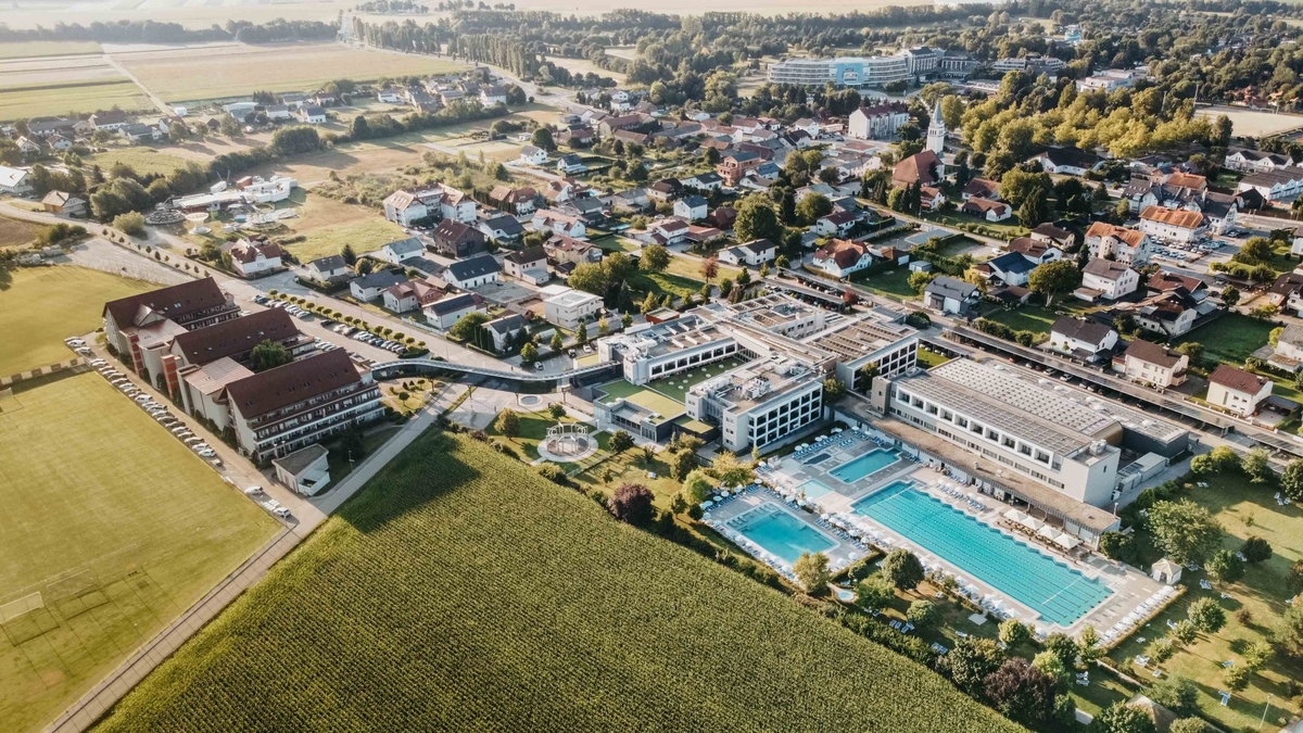 Hotel Vivat Superior *****