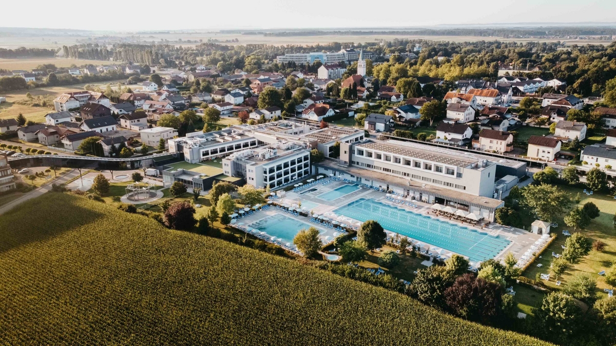 Hotel Vivat Superior *****