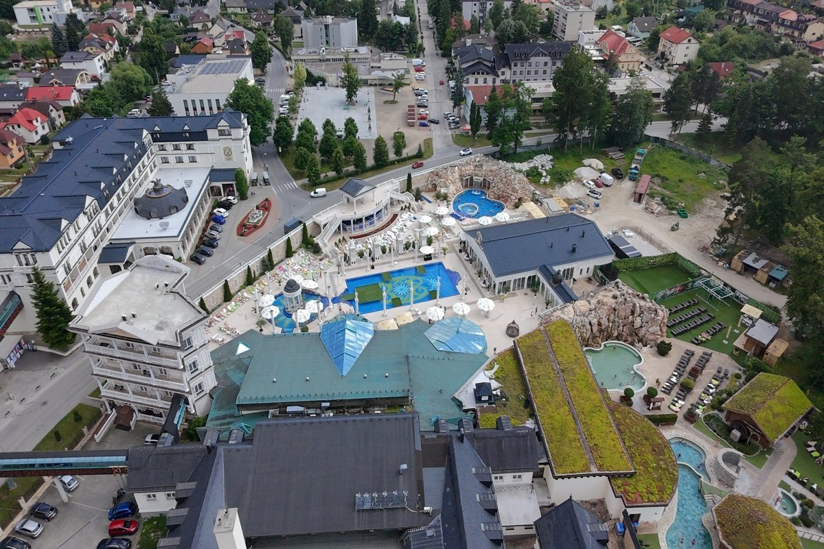 Zakwaterowanie w ciągu tygodnia z półpensjonatem i biletami wstępu Rajecké Teplice 2025