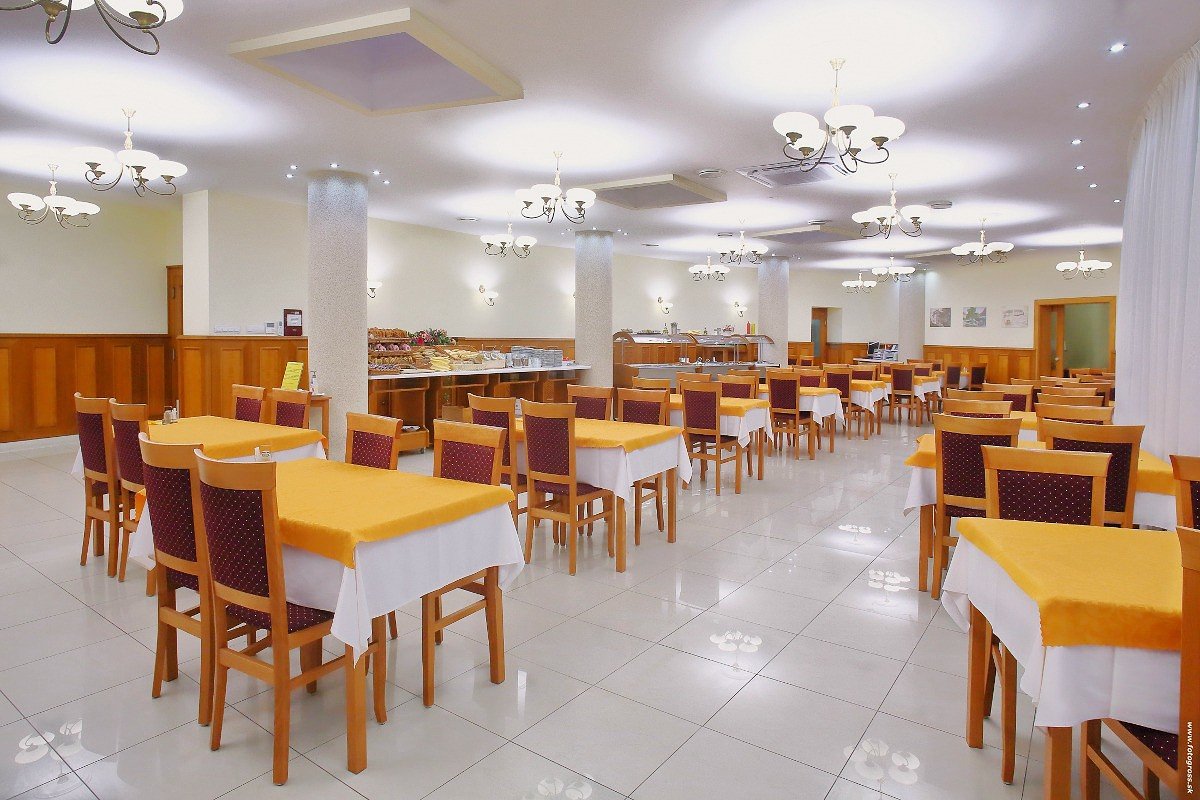 Dom Leczniczy Bôrina (Baník) ***