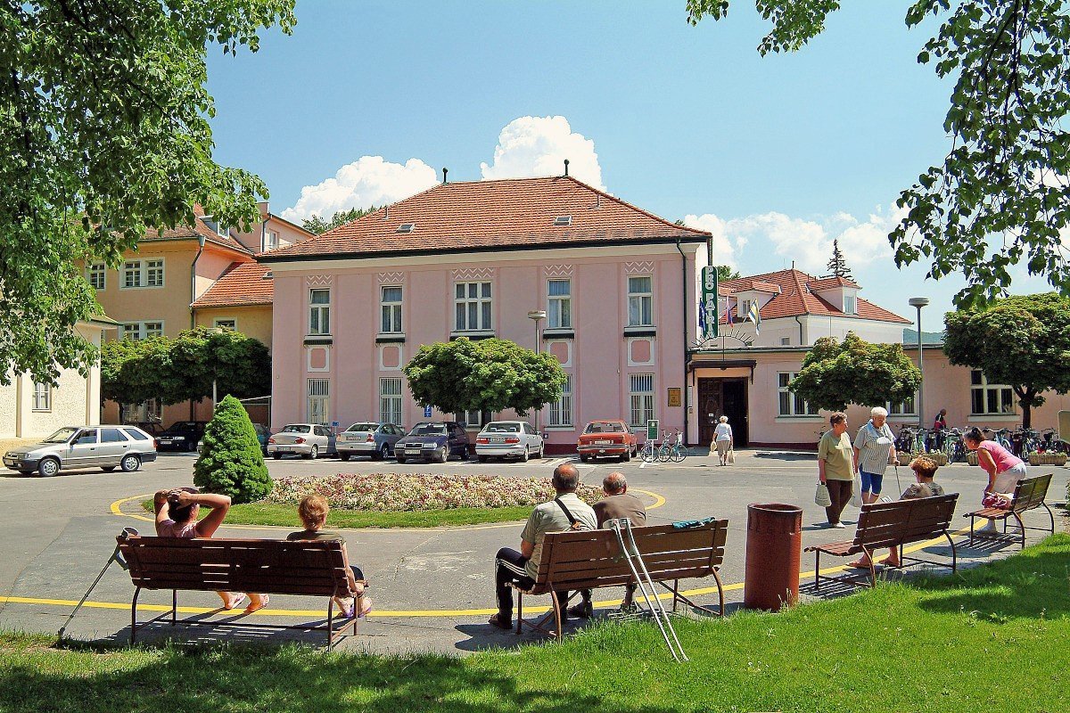 Pro Patria Ensana Health Spa Hotel **