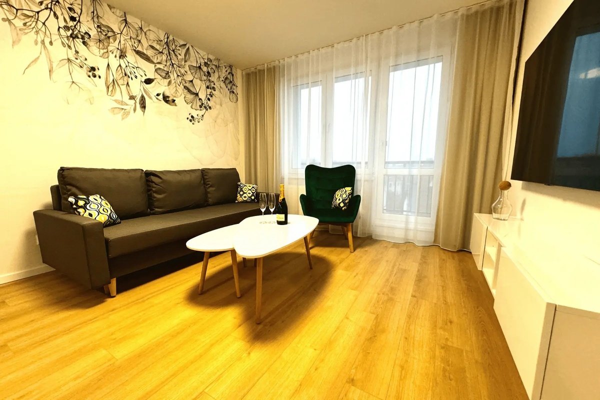 Apartament 1,5-pokojowy + balkon