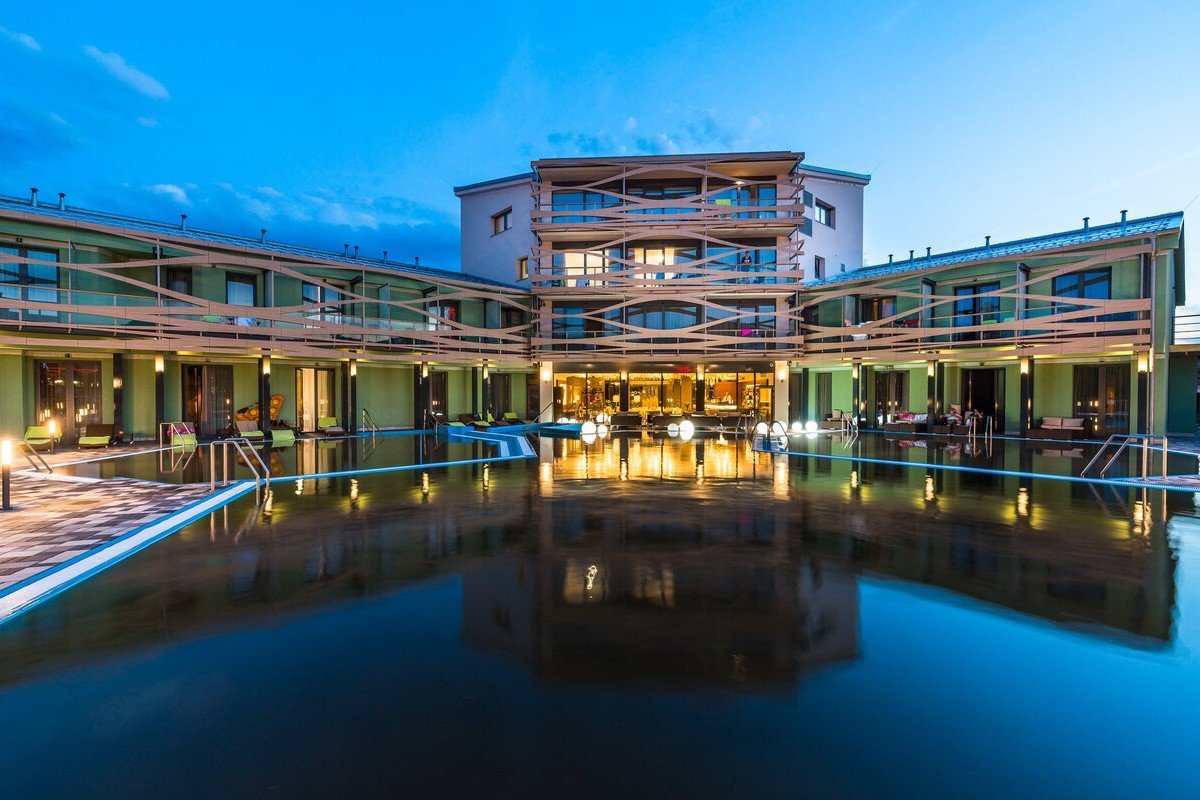 Hotel Galeria Thermal Bešeňová ****