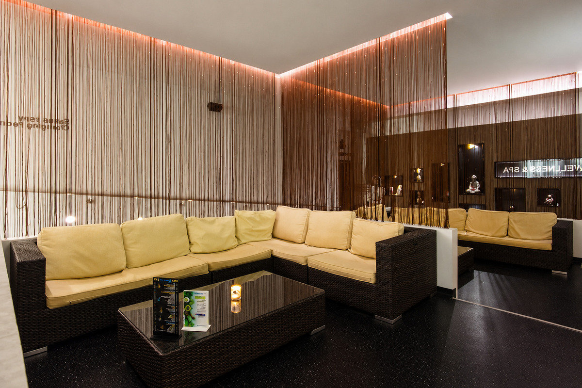 Hotel Seasons ****