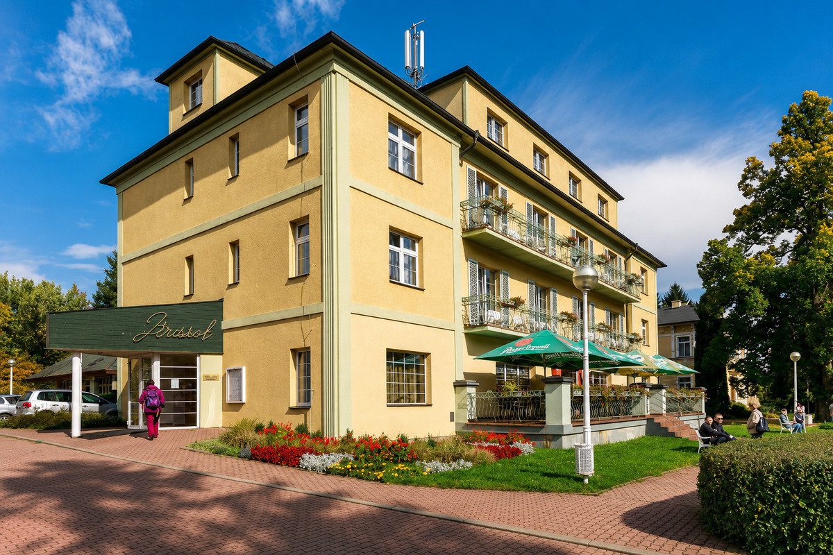 Hotel Uzdrowiskowy Jirásek ***