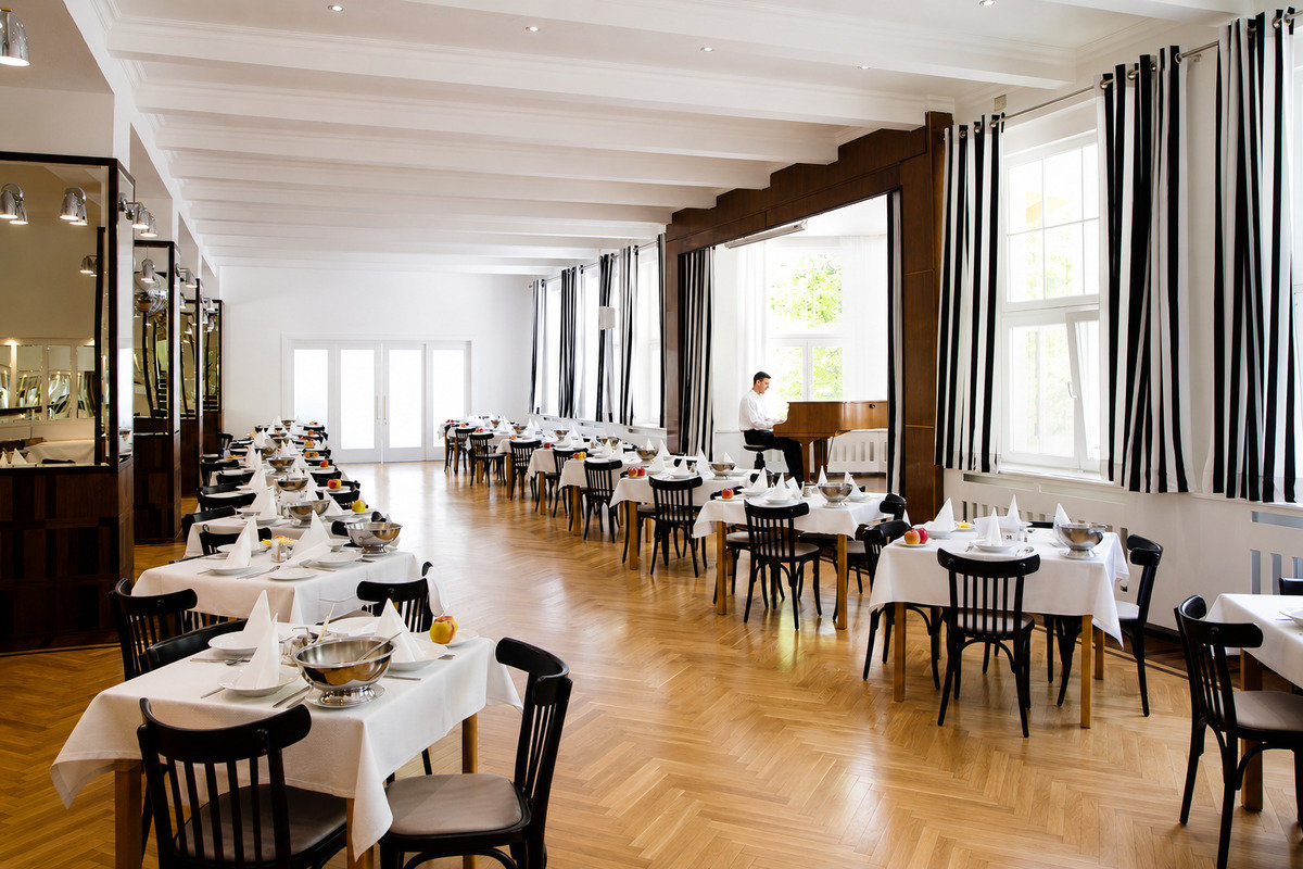 Hotel Uzdrowiskowy Jirásek ***