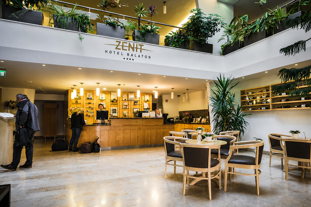 Hotel Zenit Balaton ****