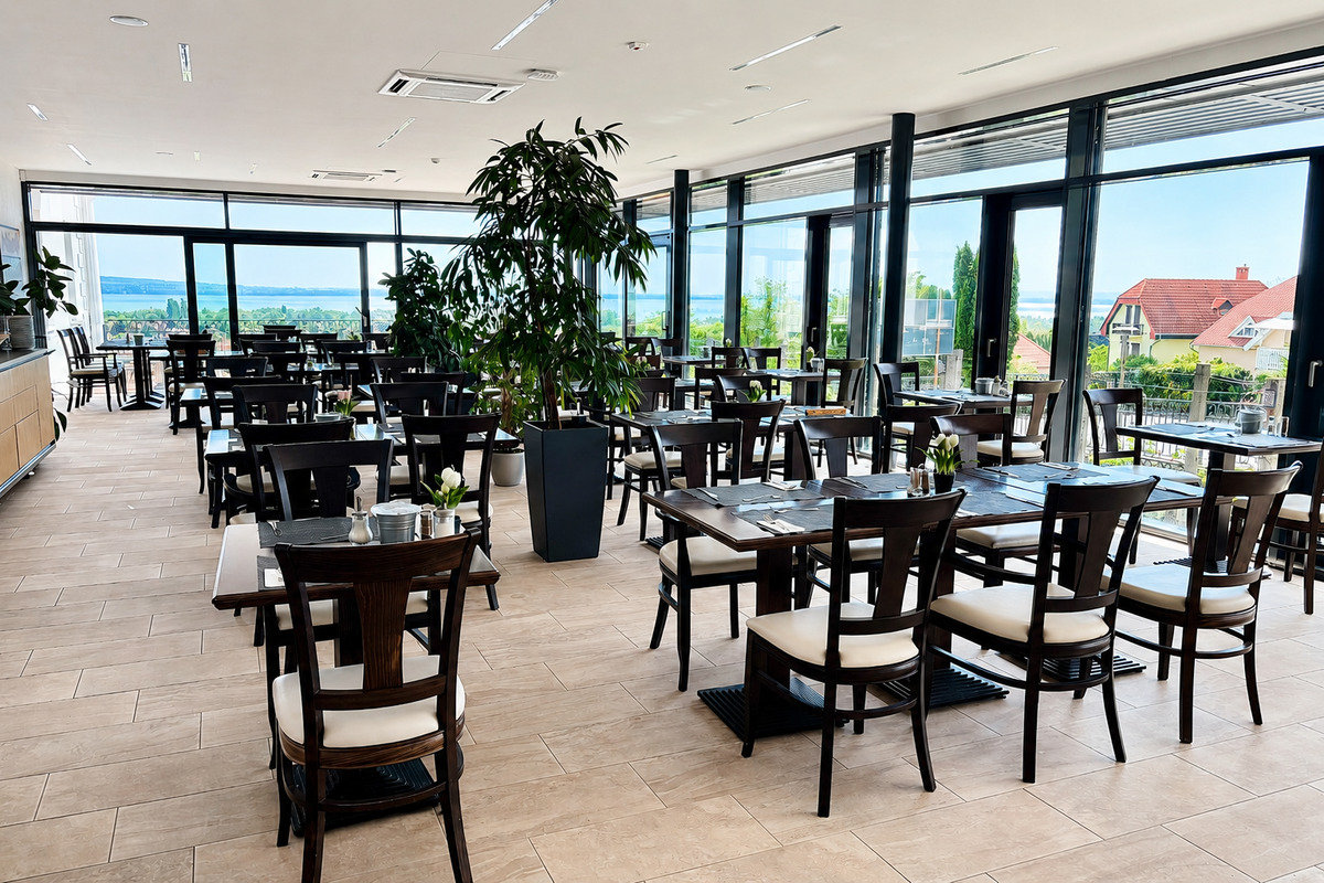 Hotel Zenit Balaton ****