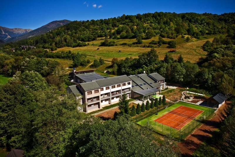 Hotel  "Bystrá" ***